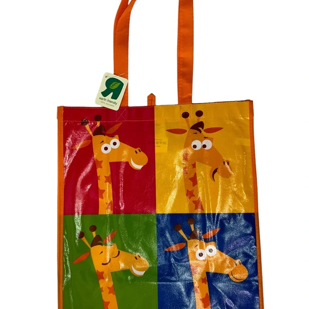Toys R Us geoffrey giraffe